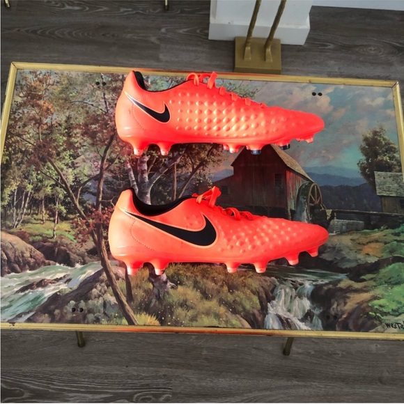 Nike Magista Opus ll Outdoor Soccer Shoes - Picture 3 of 5